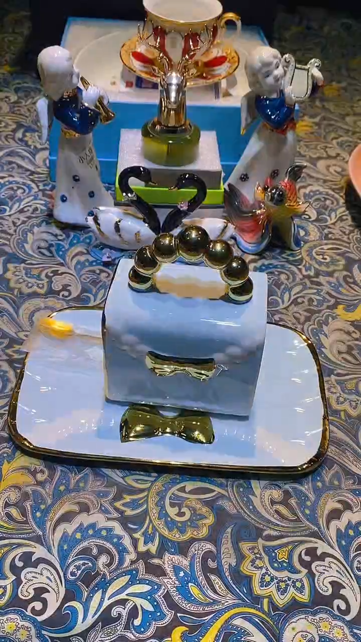 碟111111111111@@1