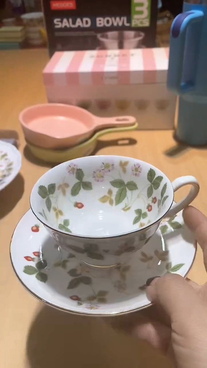 【闪购商品】瓷片锅碗瓢盆一件不剩