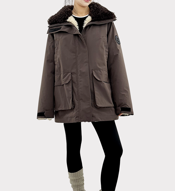 25新款 轻盈/御寒神器 女士中长户外派克冲锋外套