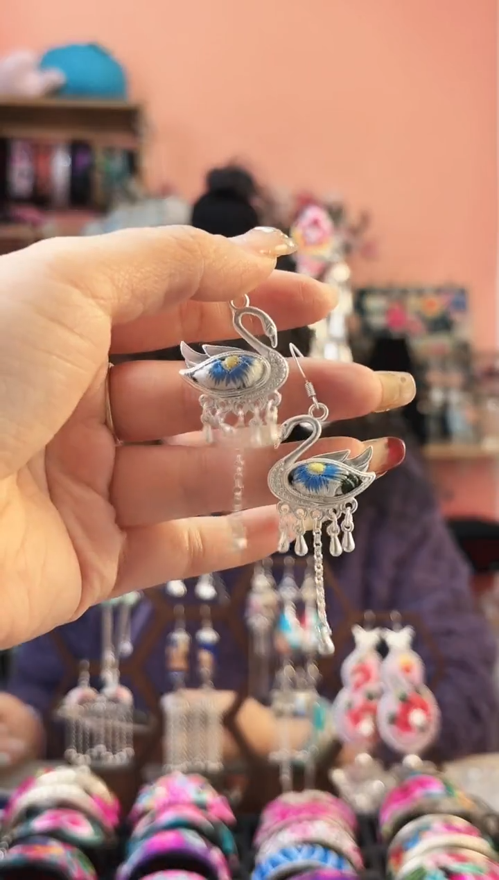 艺枝独绣手工饰品106