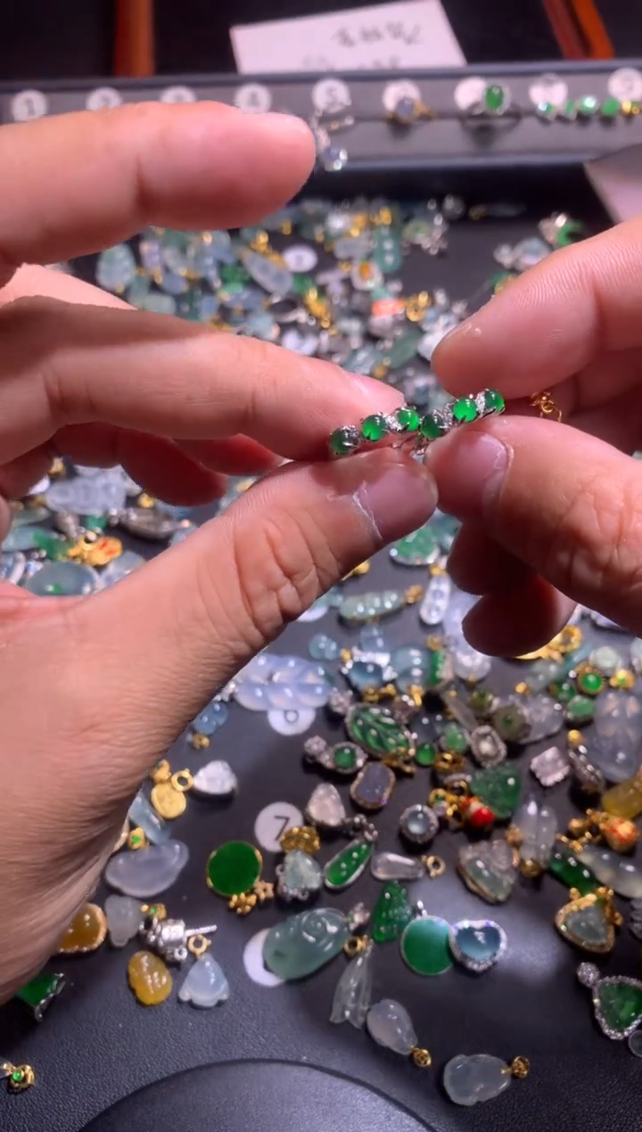 【闪购商品】翡翠吊坠(不含链)银S925镶嵌1