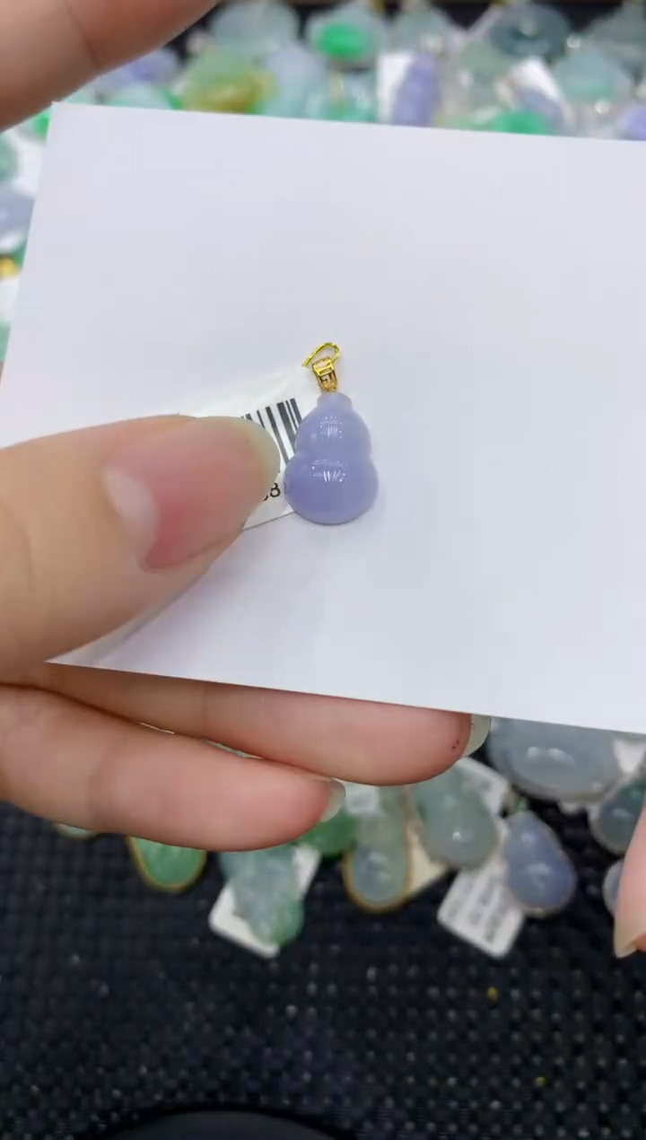 【闪购商品】翡翠颈饰18K金镶嵌8888888888