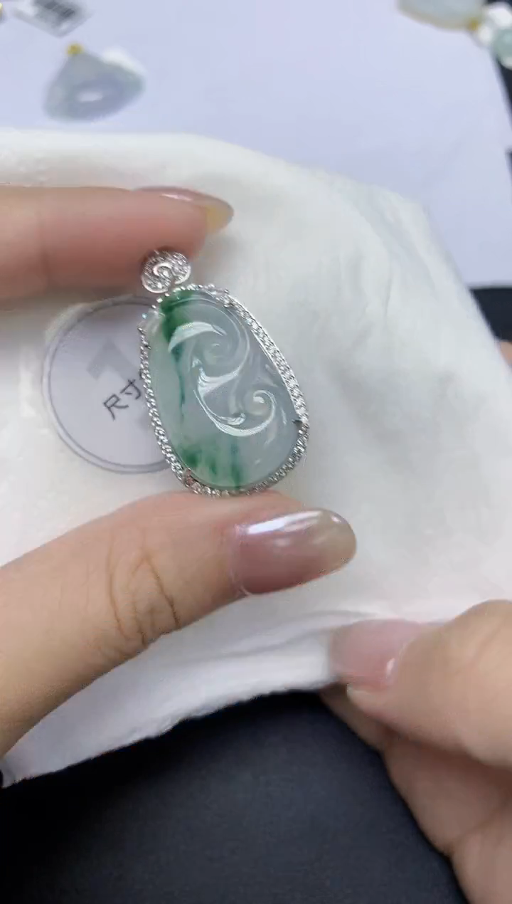 翡翠未镶嵌颈饰天然缅甸翡翠A货百元以上9元证书费自理