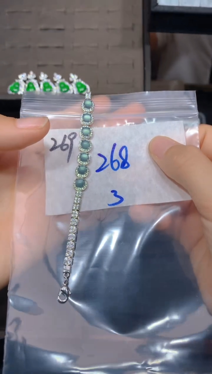 【闪购商品】定制翡翠未镶嵌269手链多样性拍一发一毛货定制抛光