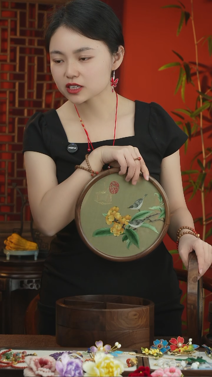 刺绣非遗苏绣干果盒