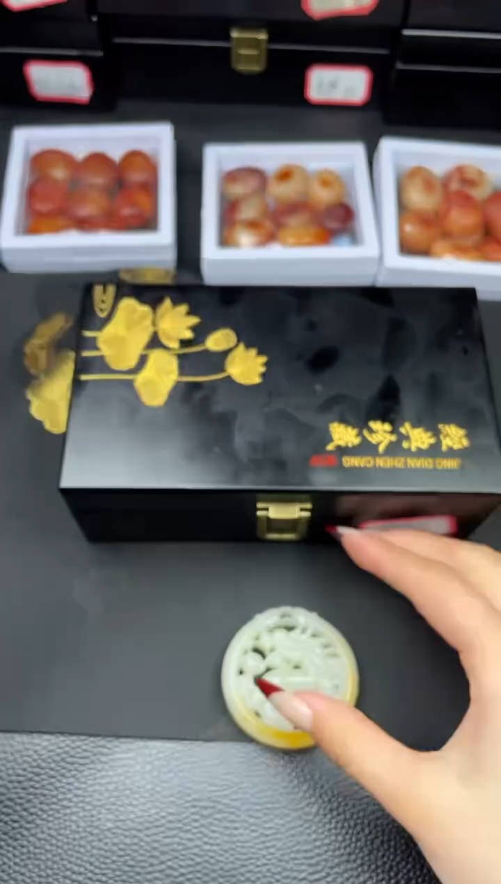 【闪购商品】和田玉吊坠未镶嵌1