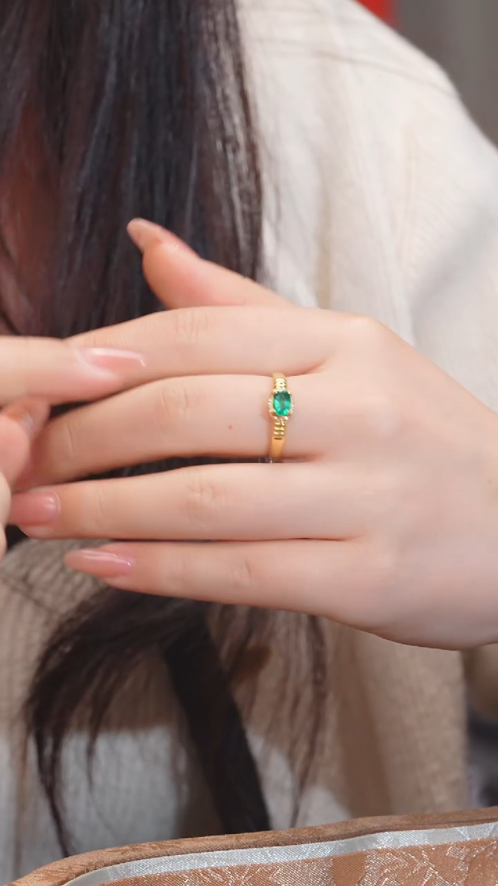 【闪购商品】祖母绿戒指18K金镶嵌（0.6ct）@@Q3180