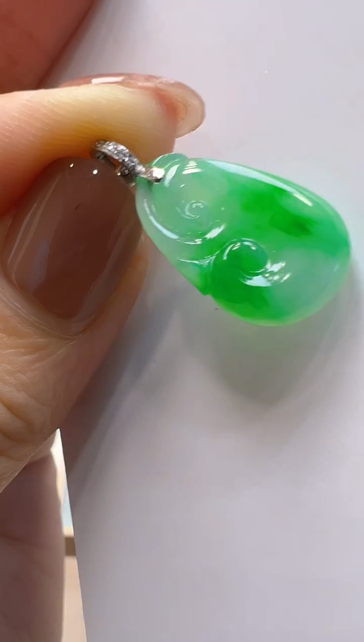 【闪购商品】翡翠18K金镶嵌吊坠(不含链)不含链多样性团购发一件