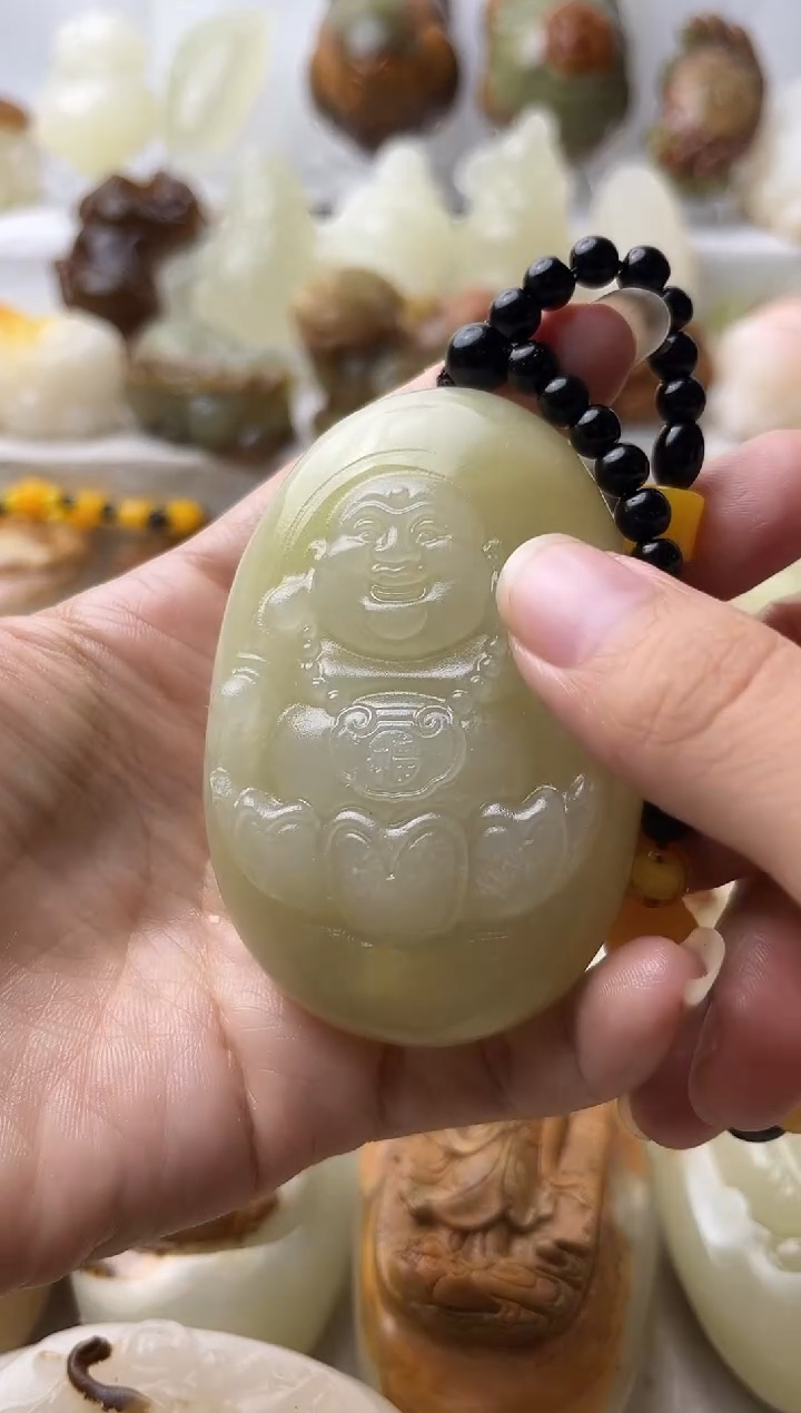 石材方解石手把摆件打孔穿绳不退换弥勒佛