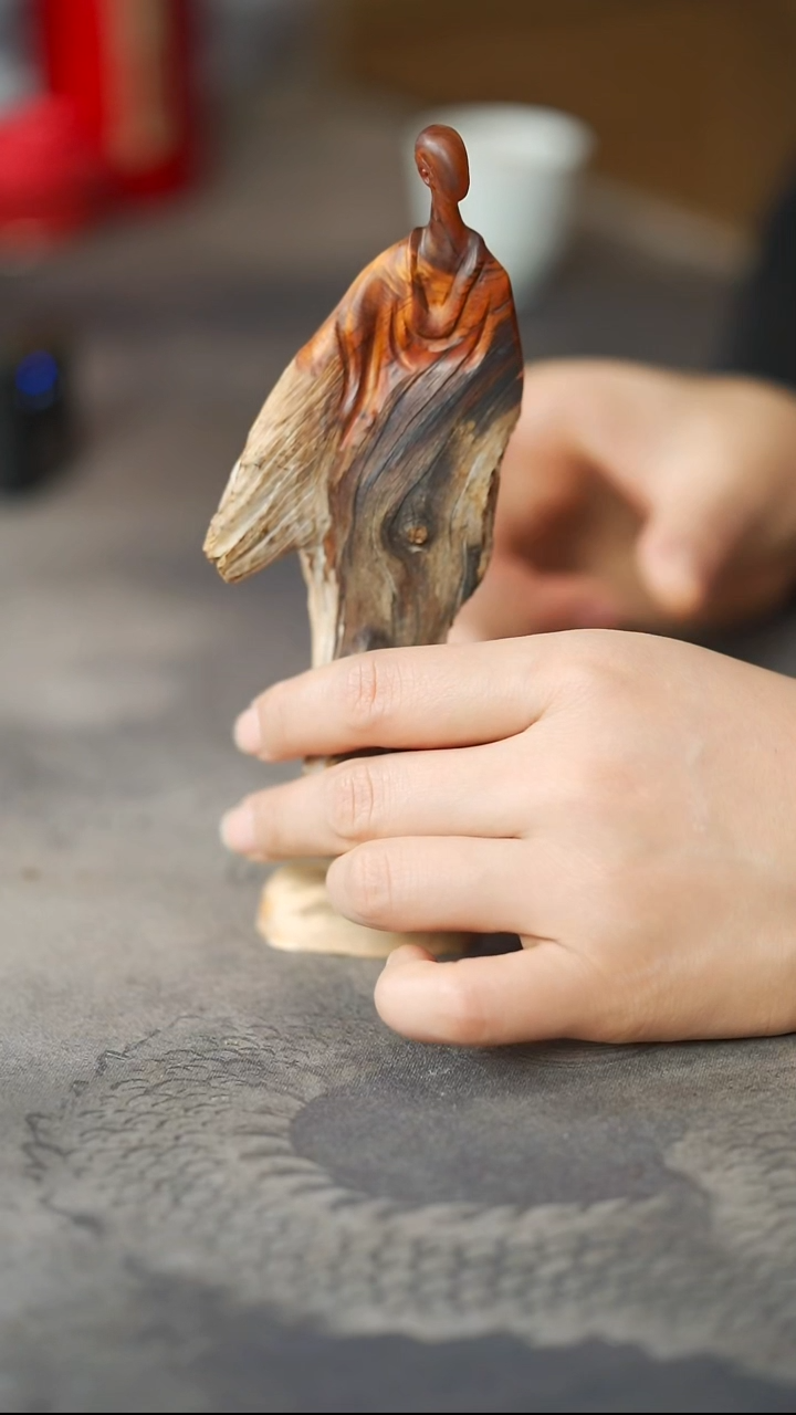 柏木（崖柏）淳化黑油手作无相摆件504