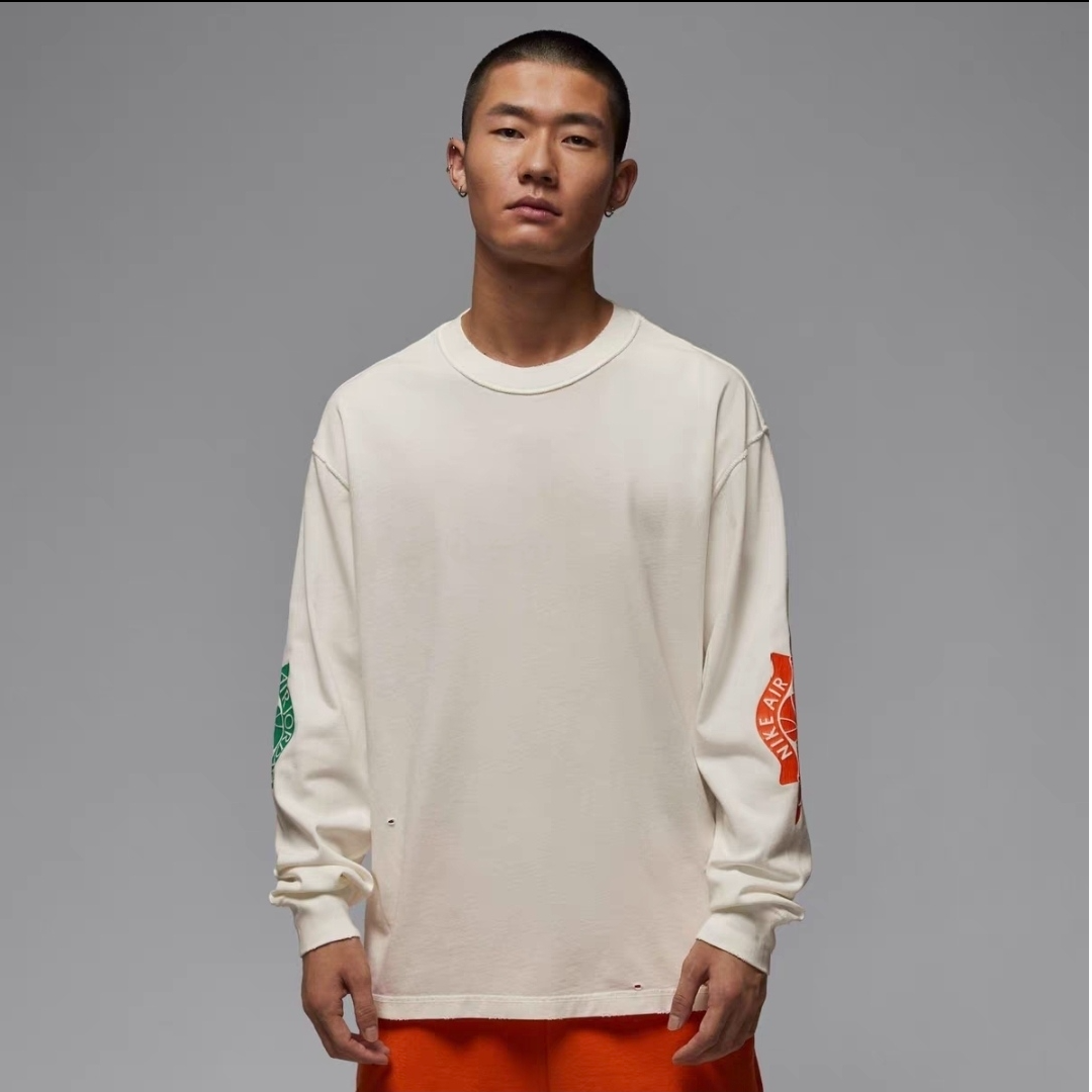 NIKE耐克 AirJordan男女同款纯棉”消失的飞翼“长袖T恤 IB3135-133