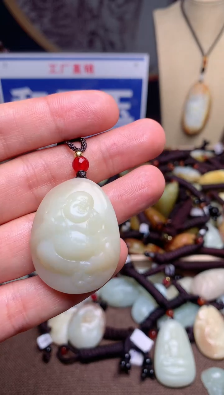 【闪购商品】和田玉颈饰未镶嵌1