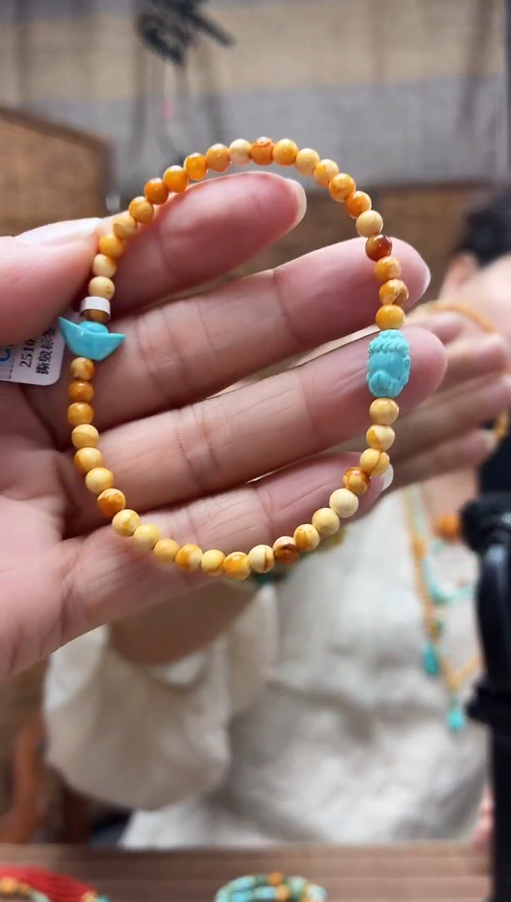 琥珀未镶嵌珠宝奇石手串