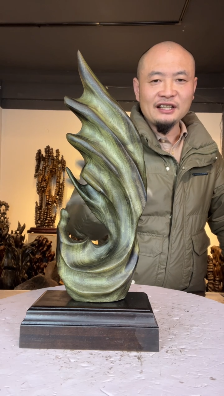 金丝楠虎*371金丝楠自然随型摆件