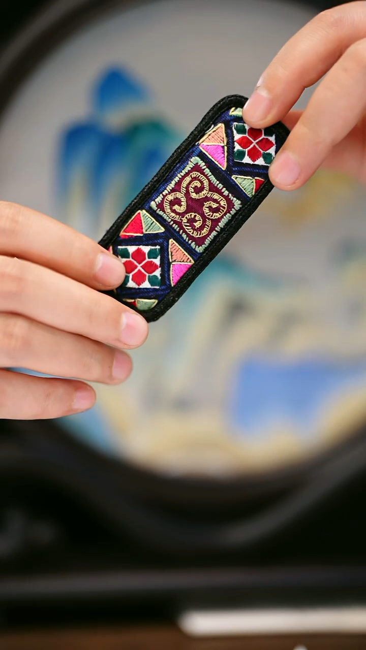 织绣75黔东南苗族刺绣