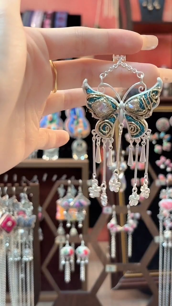 织绣 云织谣民族风精美饰品   156