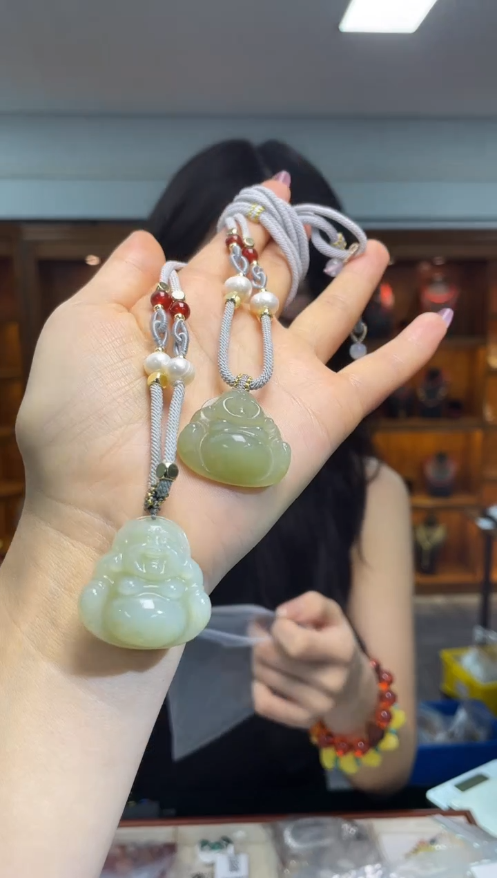 颈饰未镶嵌和田玉（多样性发一件）定制不备注