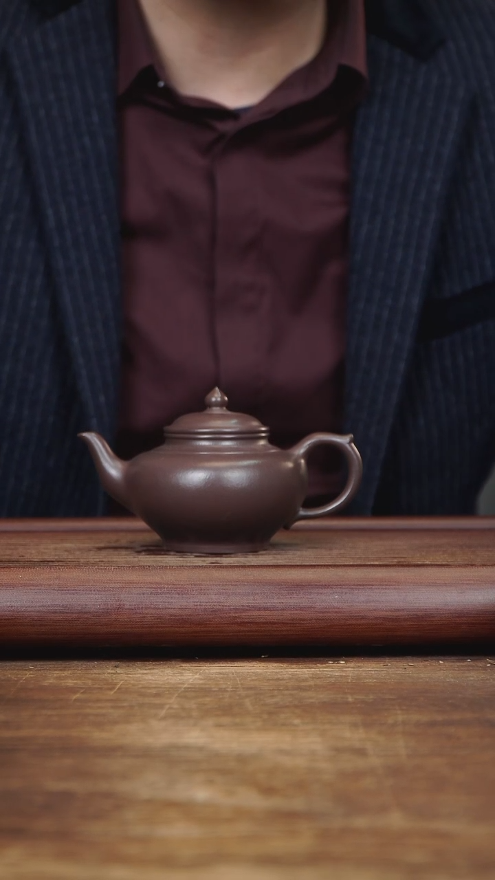 【闪购商品】紫砂茶壶180ml 笑樱 紫朱泥