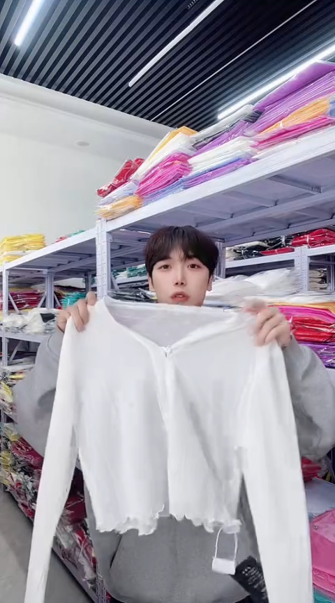 闪电购精品女装9589白M