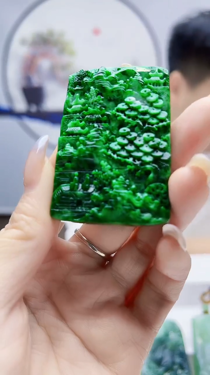 未镶嵌定制翡翠毛货挂件57