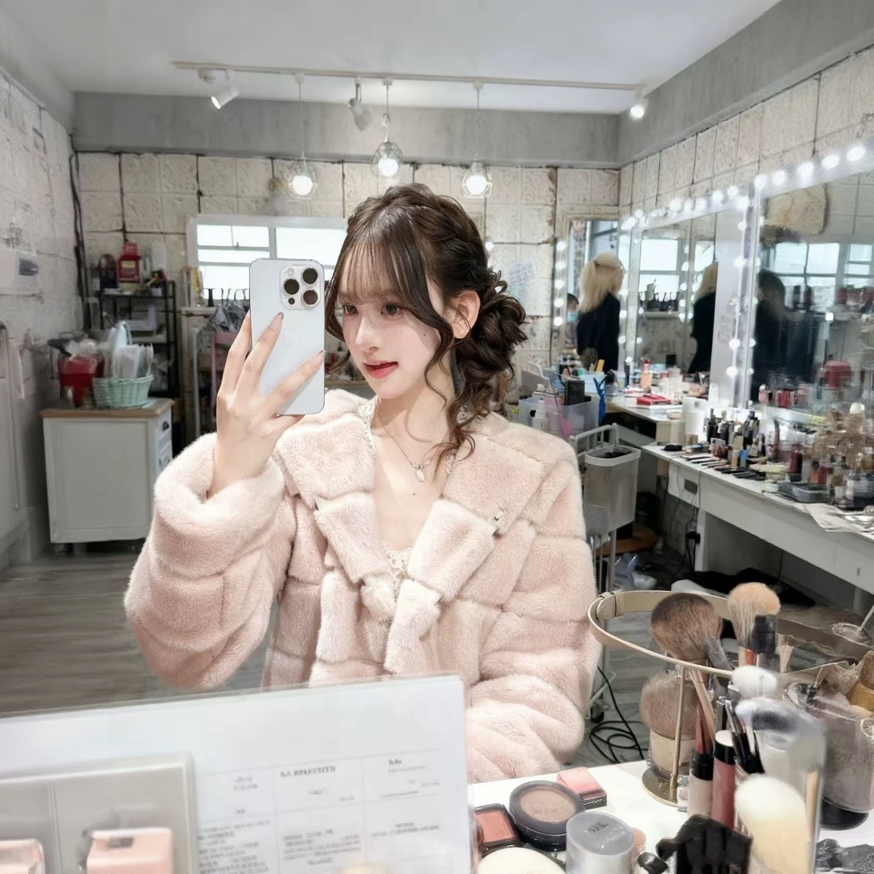 人造皮草 秋冬环保毛毛外套连帽仿貂毛人造皮草千金感毛毛大衣女