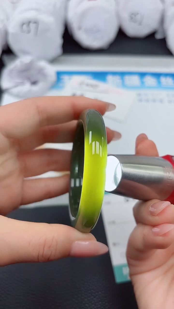 【闪购商品】和田玉手镯未镶嵌A634