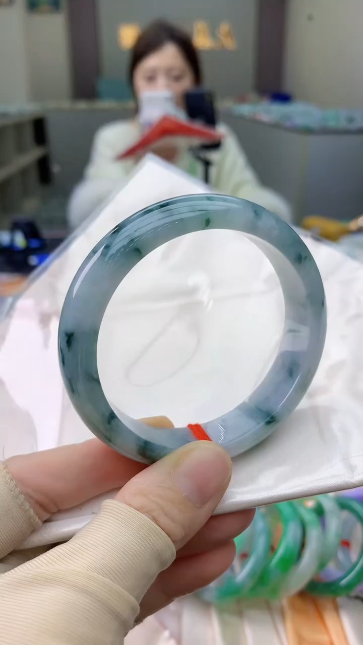 未镶嵌手镯翡翠0936861570