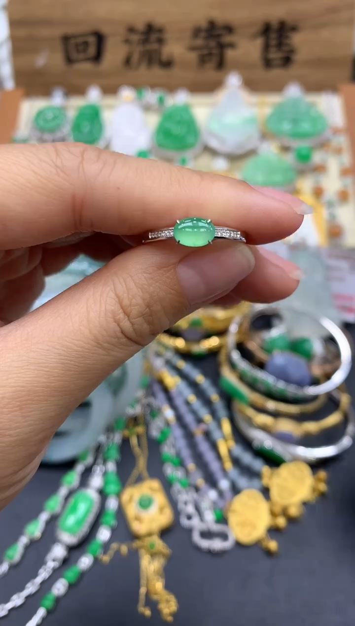 【闪购商品】翡翠戒指18K金镶嵌323-中国好珍宝