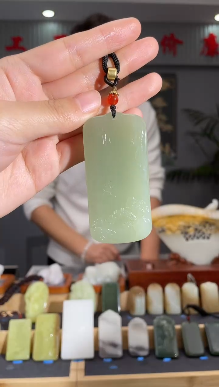 【闪购商品】和田玉颈饰未镶嵌拍一发一 多样性发货