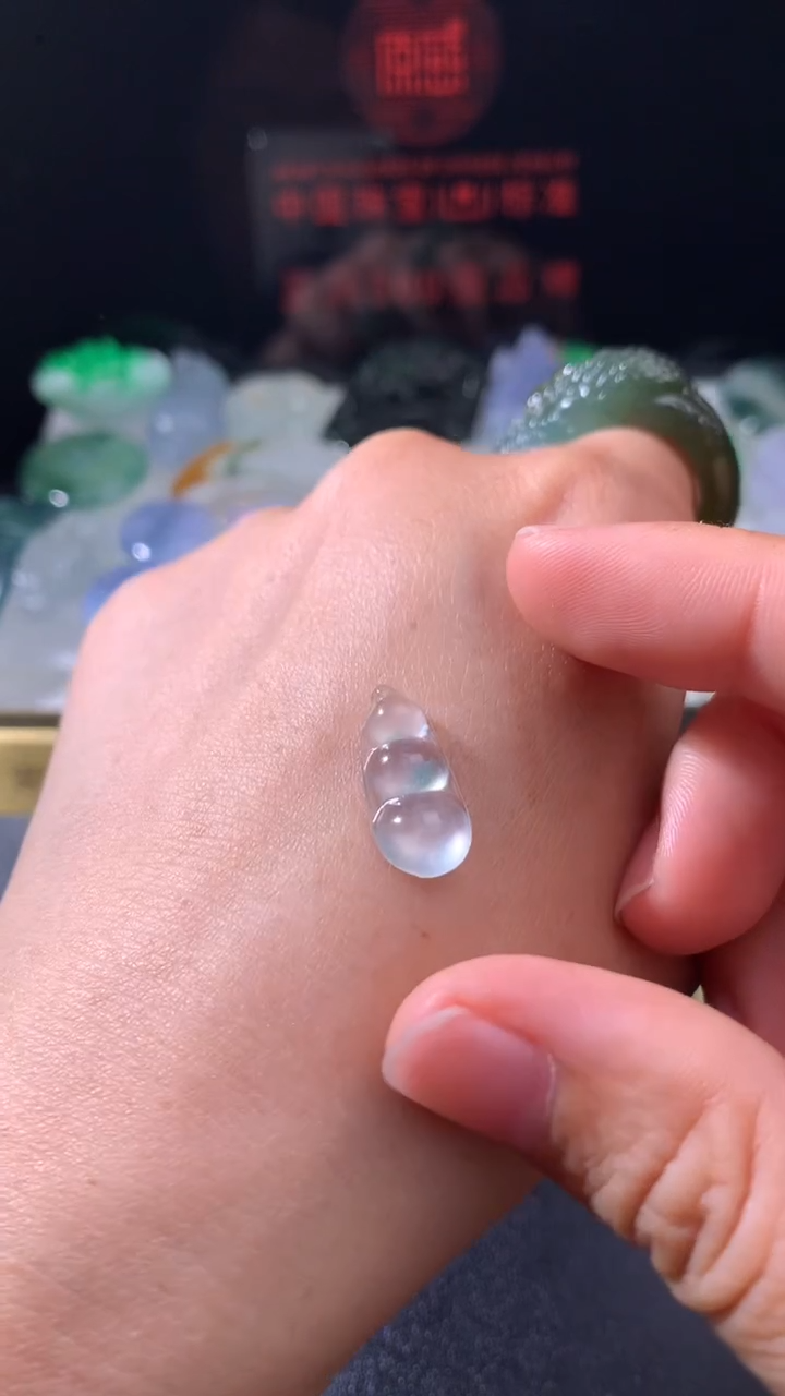 未镶嵌定制翡翠       