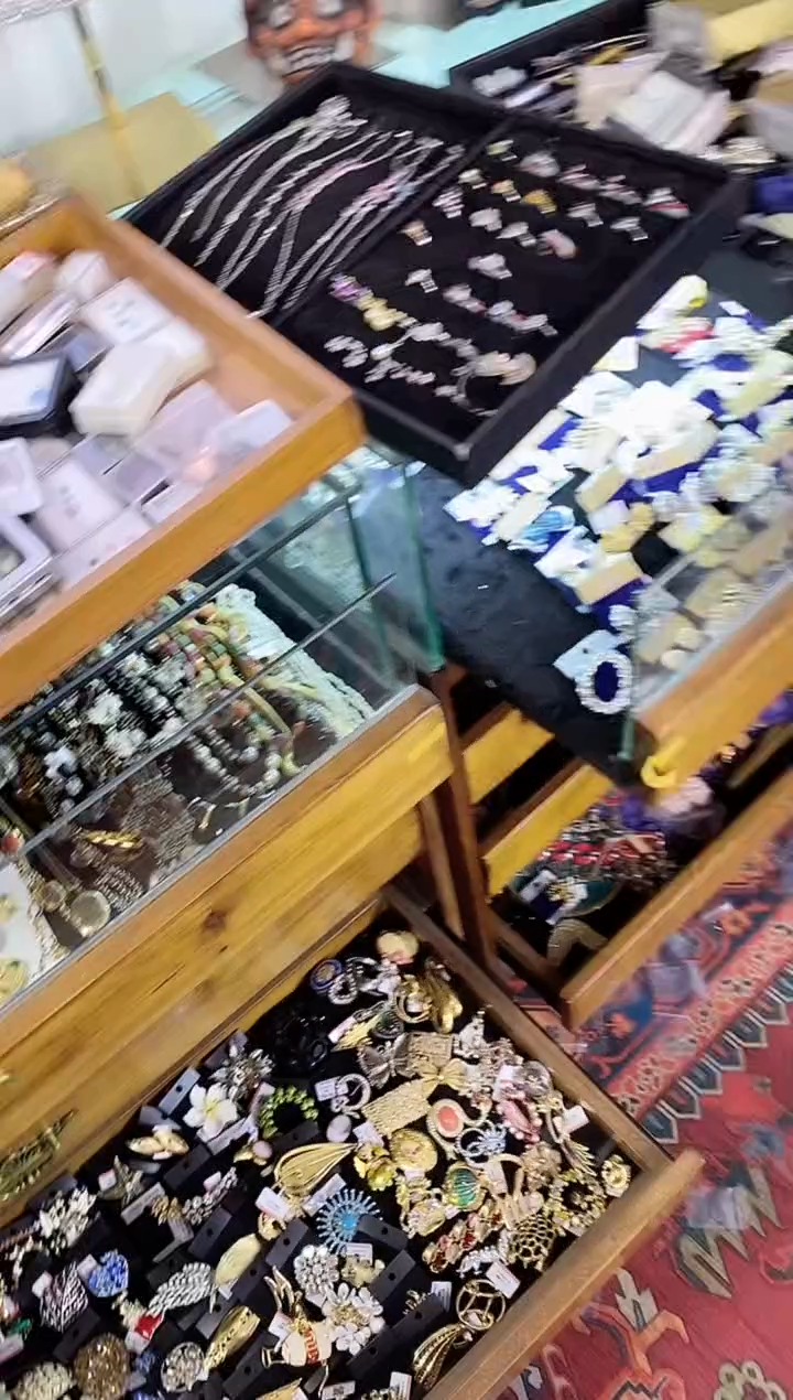 【闪购商品】瓷片楚楚中古珠宝甄选不退换