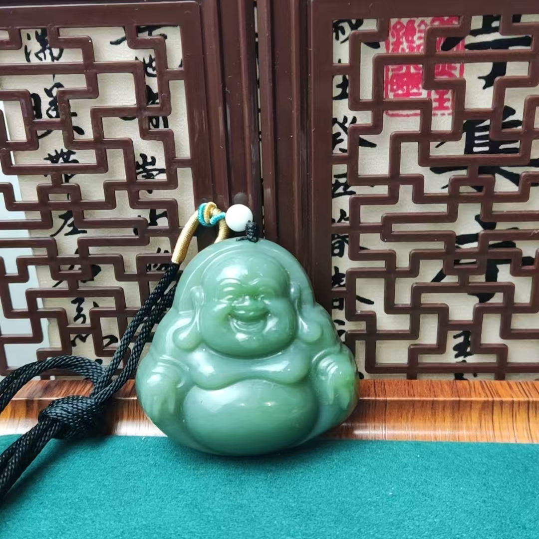 和田玉--------佛公吊坠2