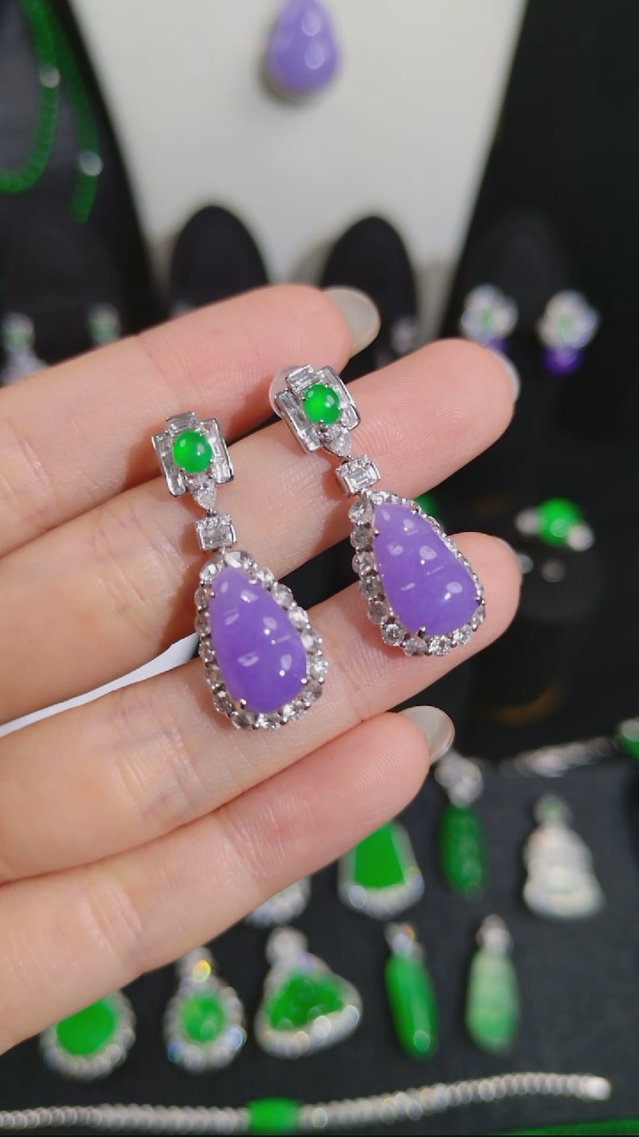 吊坠(不含链)18K金镶嵌翡翠福豆耳坠