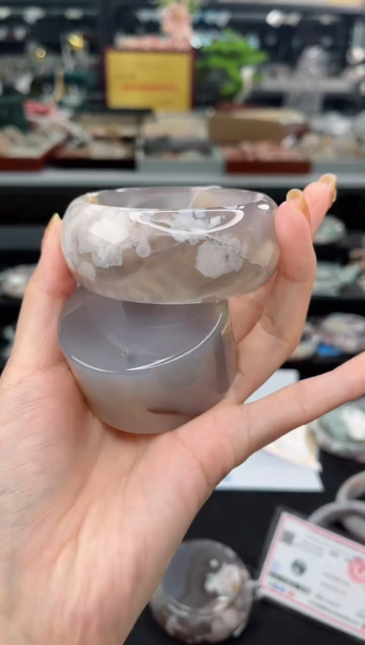 【闪购商品】石英质玉手镯未镶嵌57圈口（赠品镯心）6503104