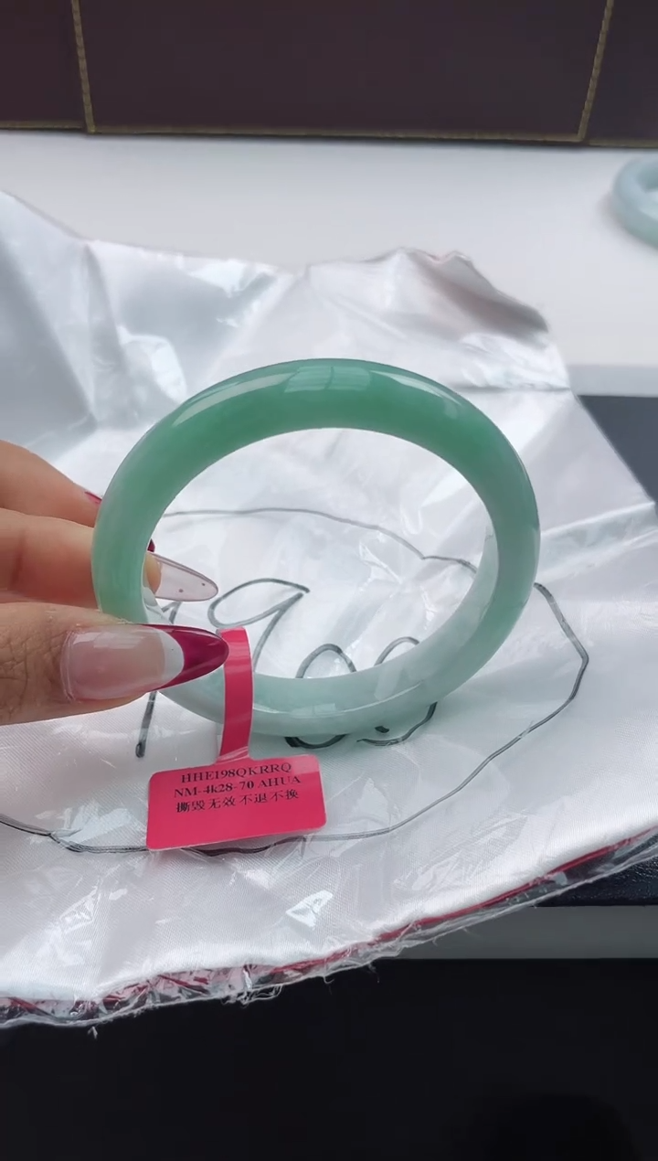 【闪购商品】翡翠手镯未镶嵌翡翠手镯