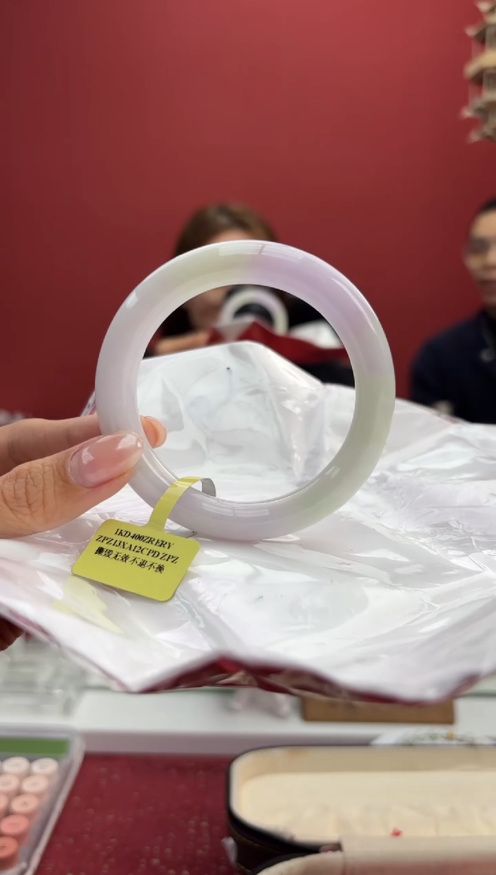 【闪购商品】翡翠手镯未镶嵌1手镯