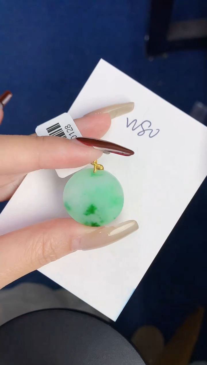 【闪购商品】翡翠颈饰18K金镶嵌0000000000