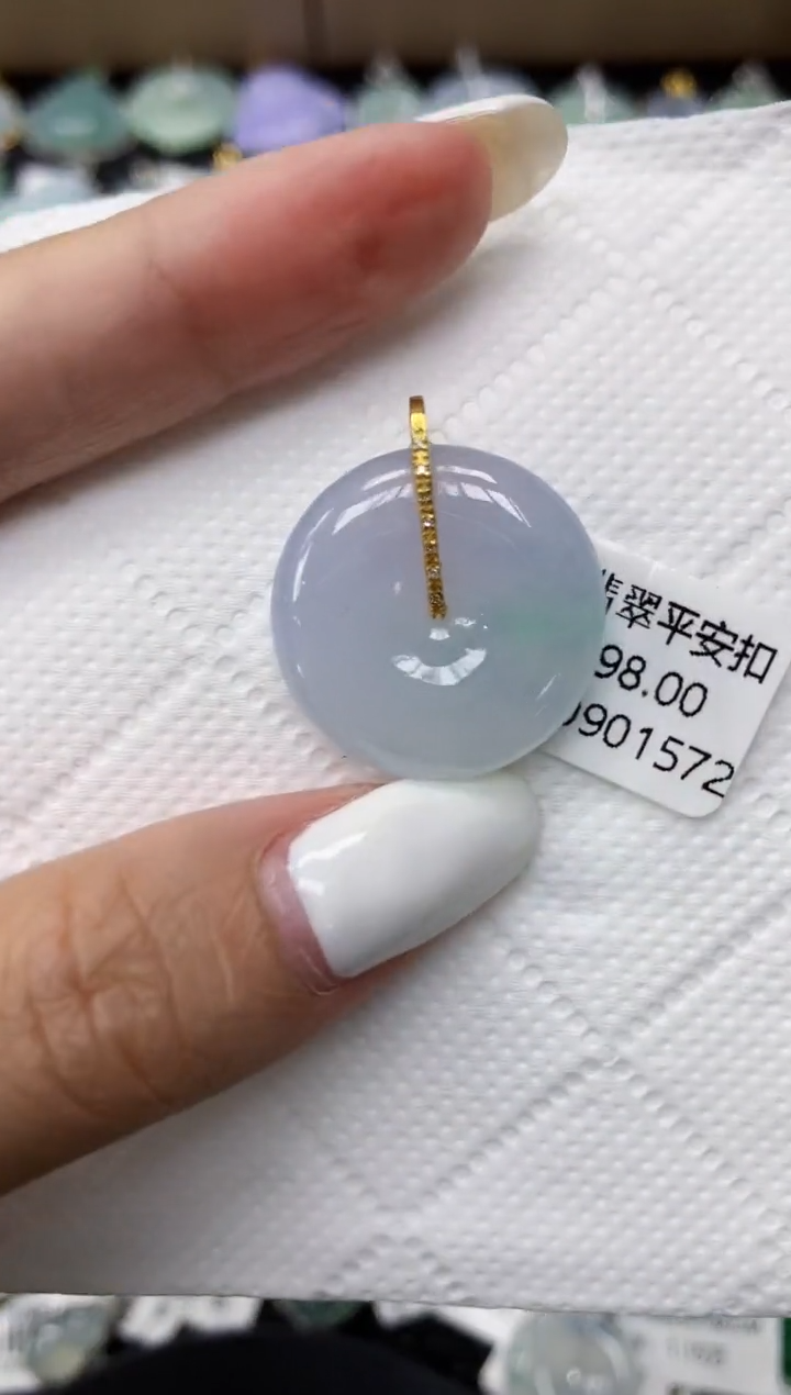 颈饰18K金镶嵌翡翠11111111111