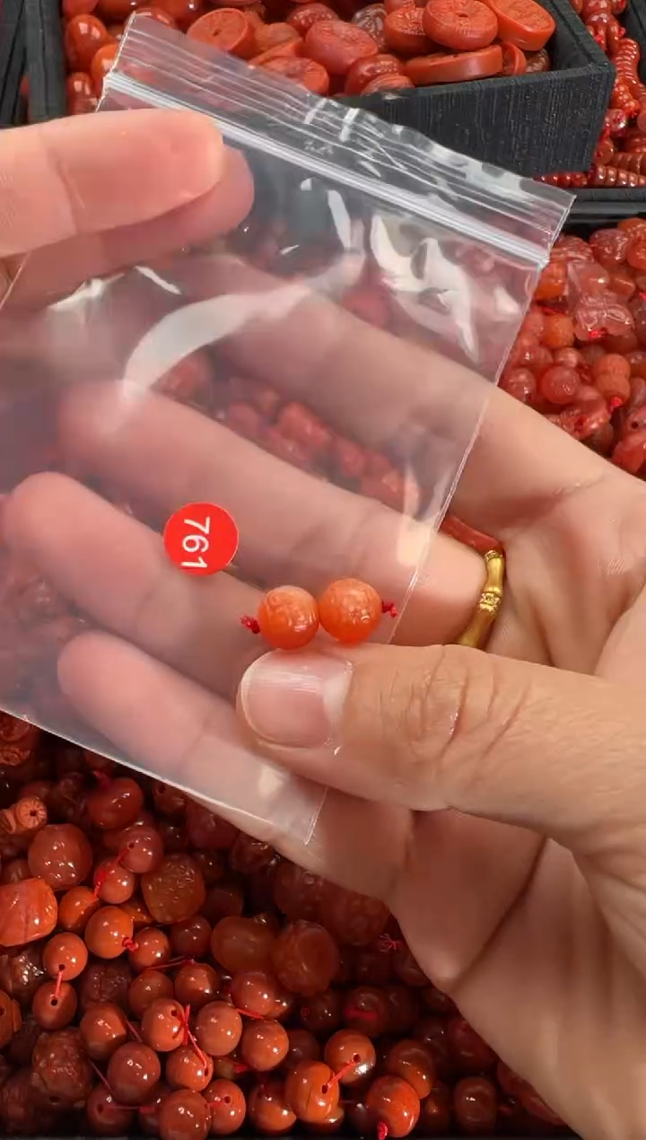 【闪购商品】南红玛瑙颈饰未镶嵌1