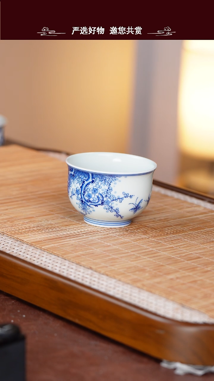 手工手绘青花杯子