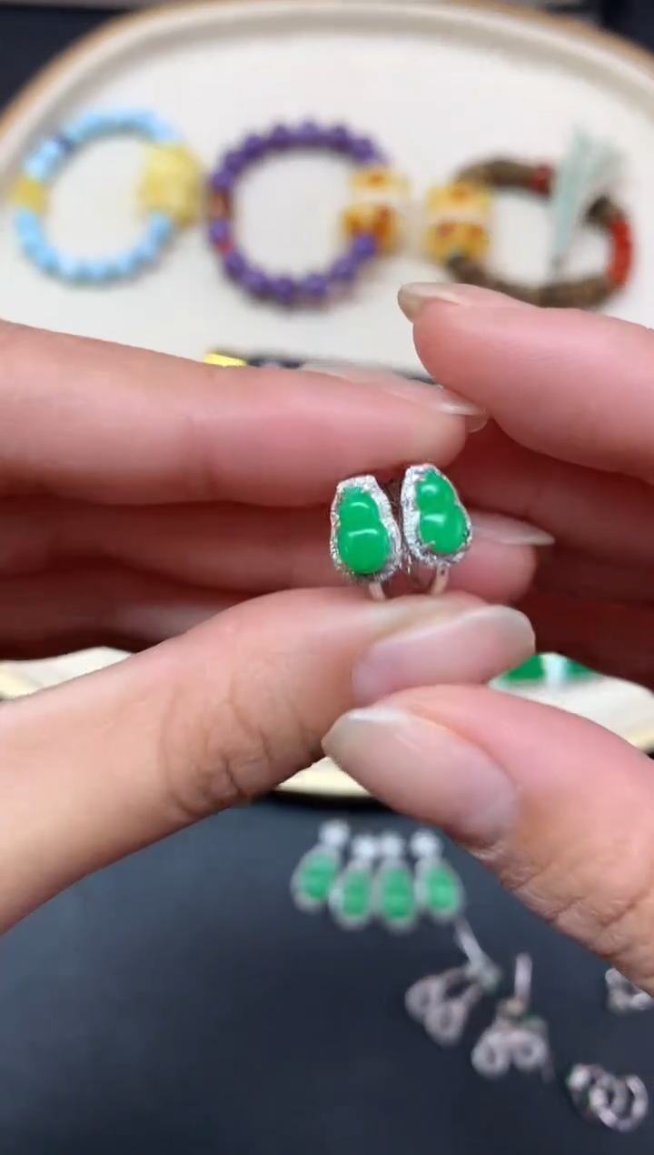 【闪购商品】翡翠耳饰18K金镶嵌耳饰a11S2980