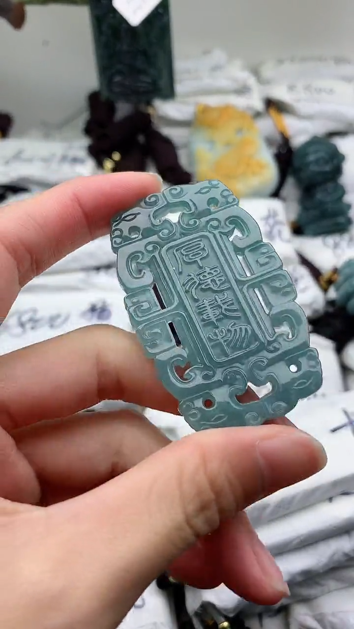 【闪购商品】翡翠颈饰未镶嵌555555555555