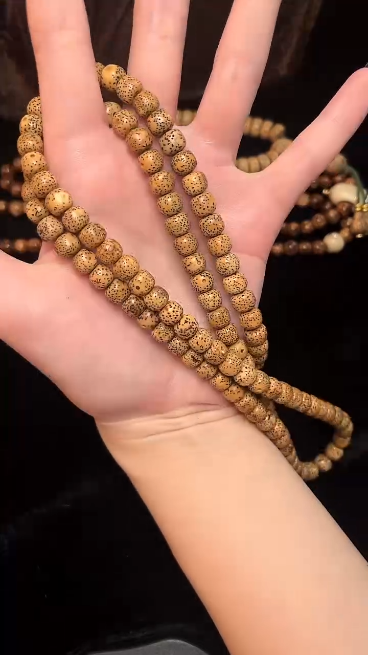 吊坠星月菩提精工级黄皮陈籽桶珠长串