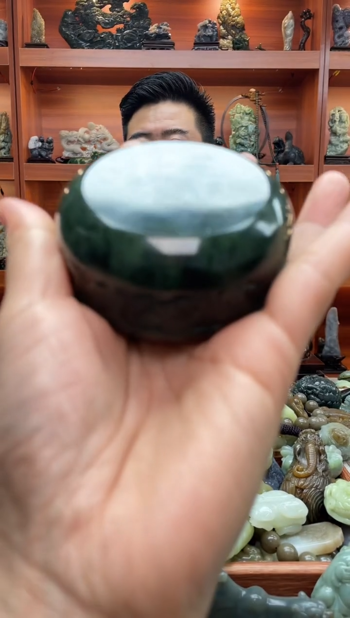 未镶嵌和田玉把件1