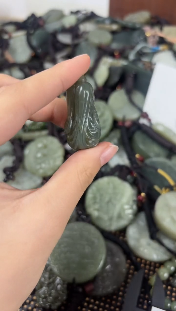 【闪购商品】和田玉颈饰未镶嵌1