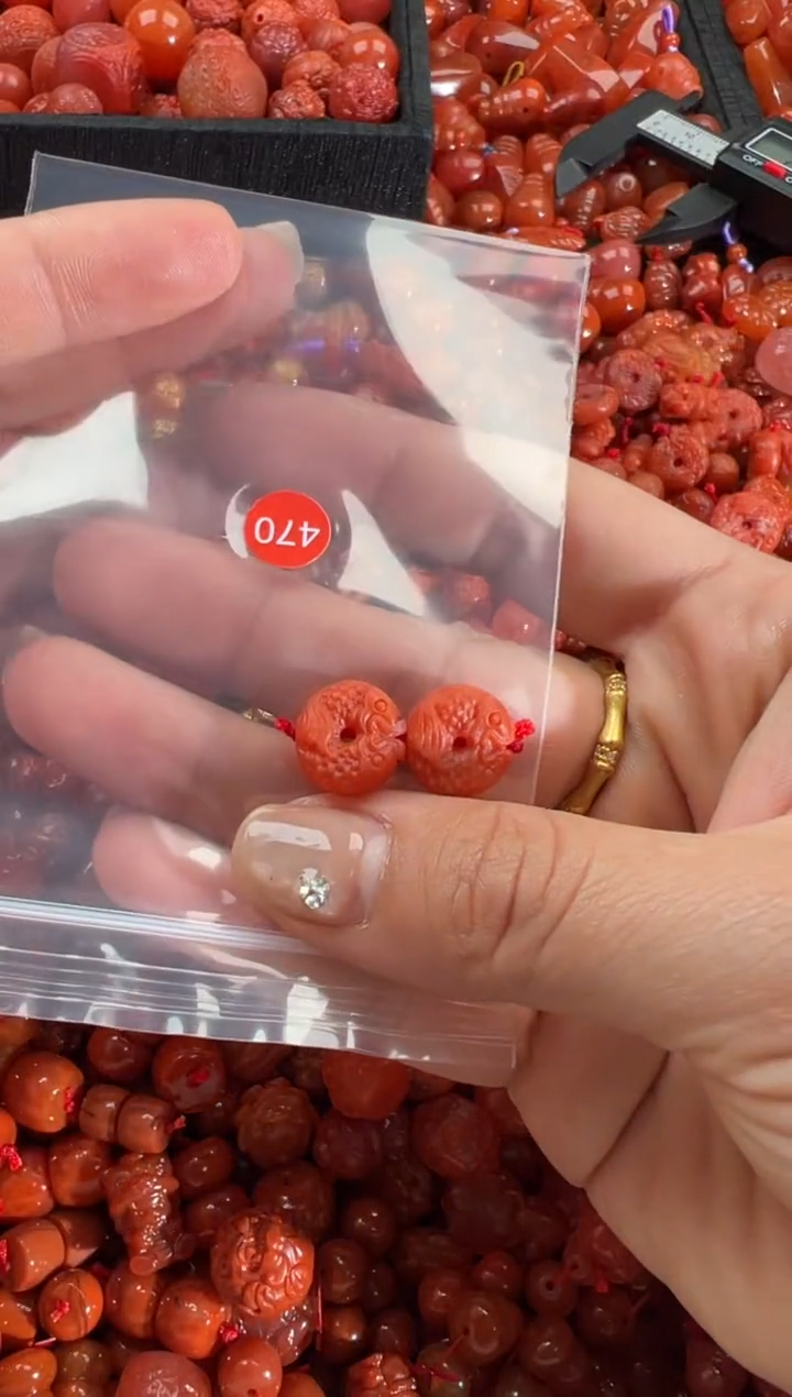 【闪购商品】南红玛瑙颈饰未镶嵌1