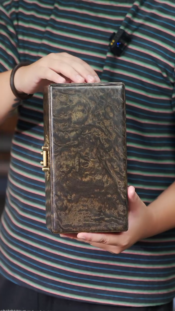 金丝楠722阴沉绿料满花一木一器首饰盒