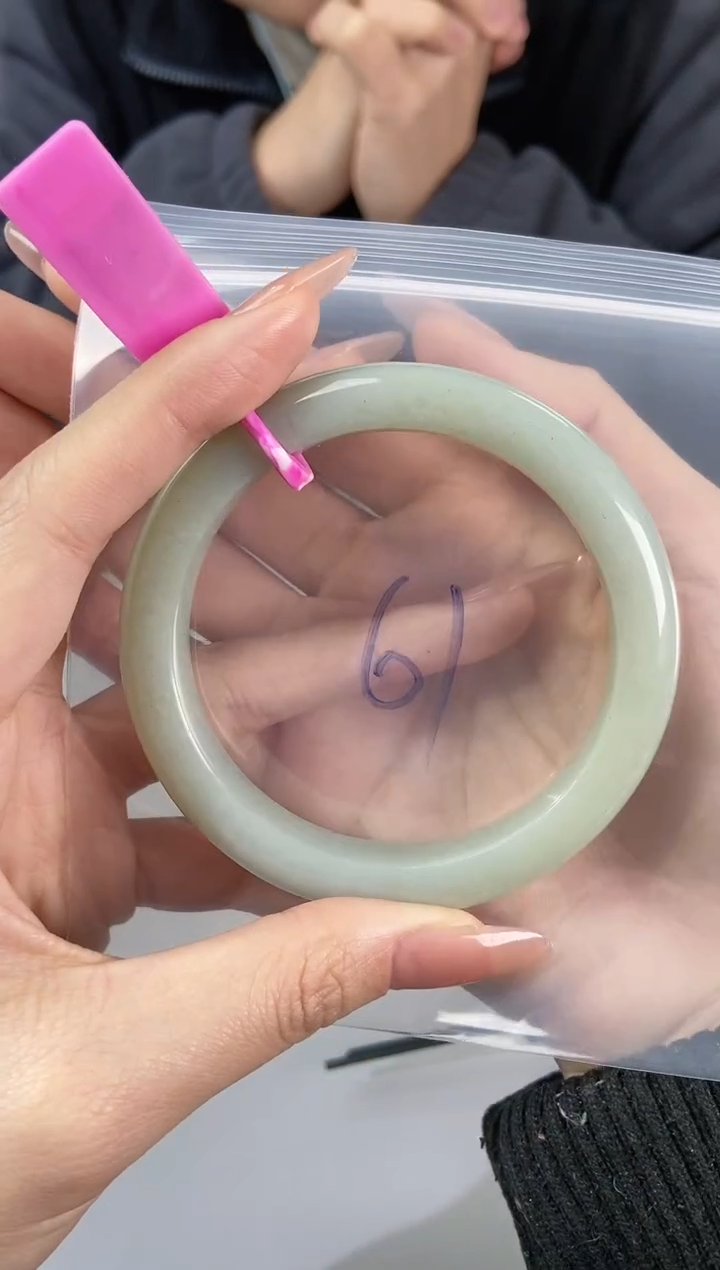 【闪购商品】和田玉手镯未镶嵌和田玉手镯