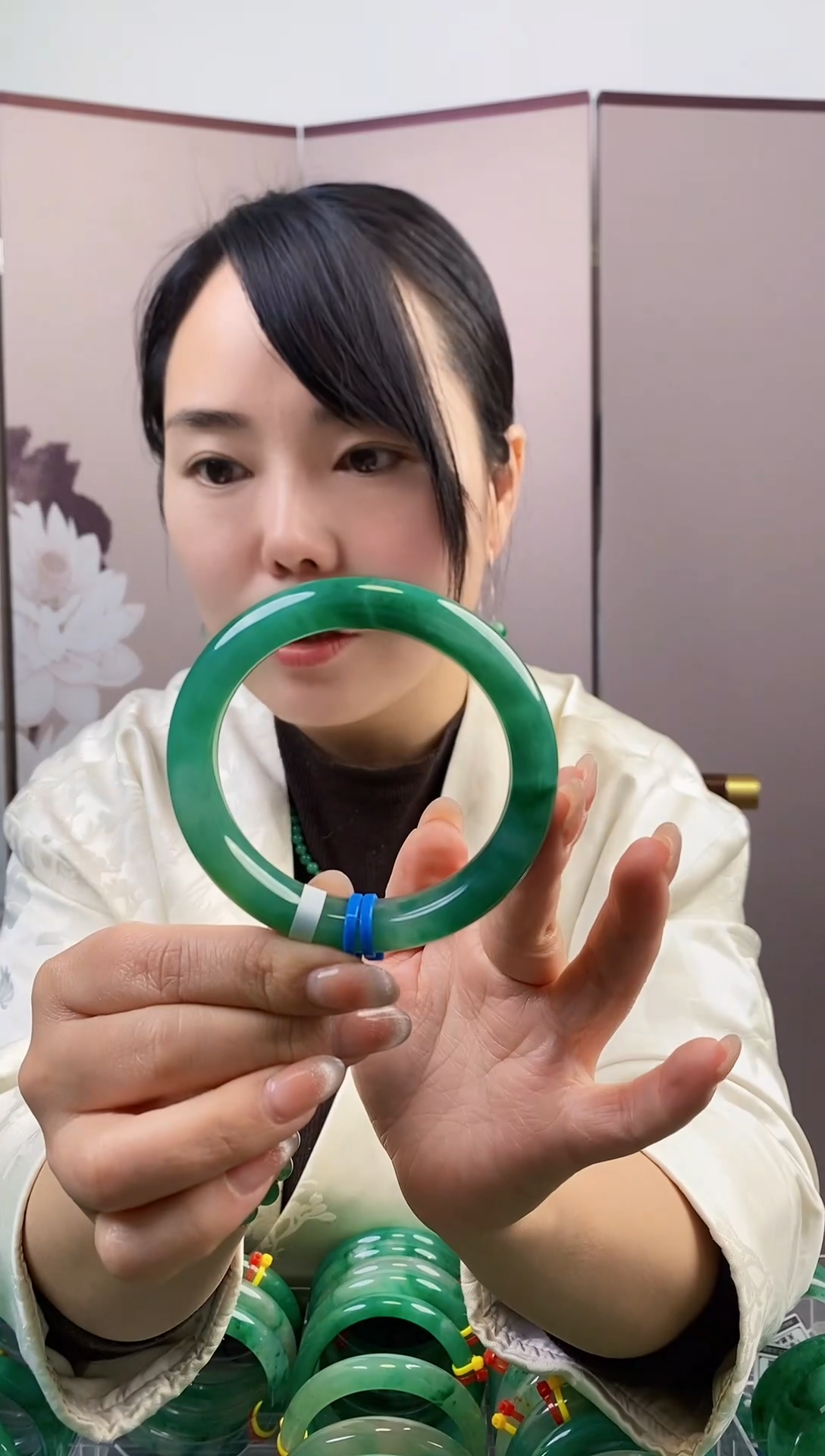 【闪购商品】石英质玉手镯未镶嵌24