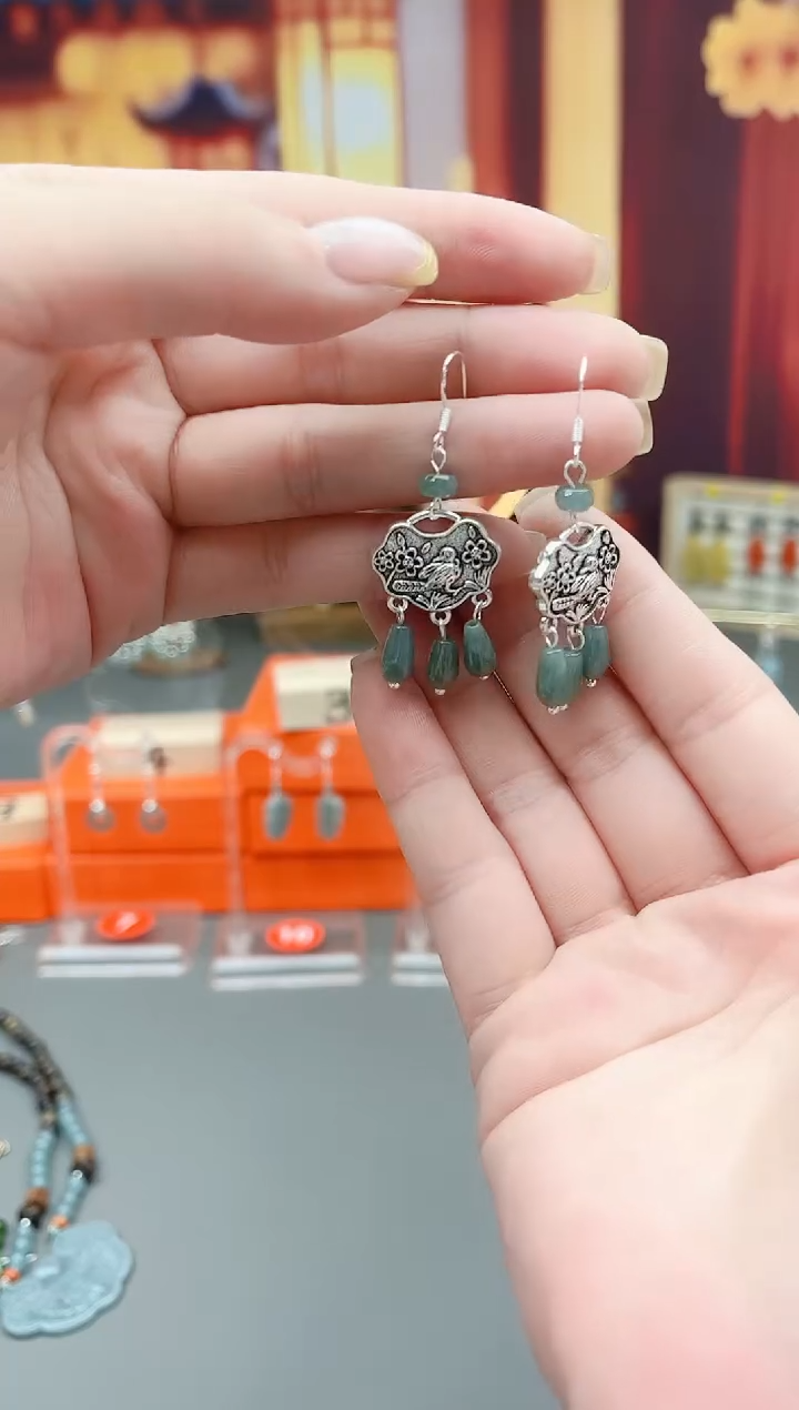 未镶嵌翡翠耳饰c01